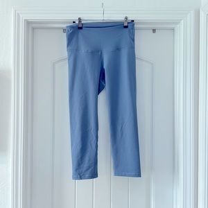 Old Navy Capri Yoga Activewear Pants